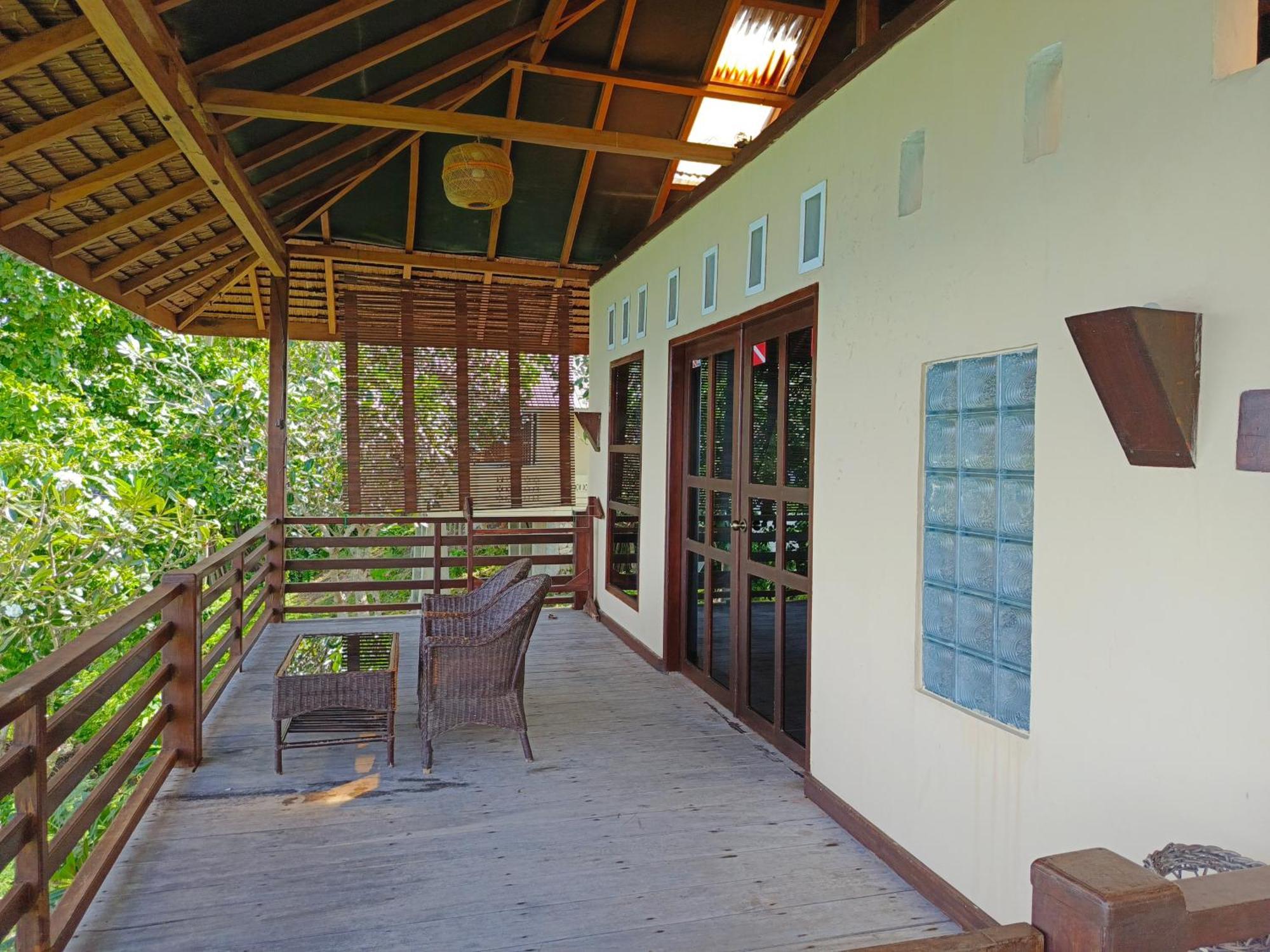 Prince John Dive Resort Donggala Luaran gambar